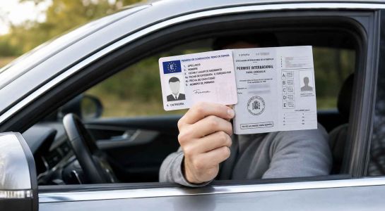 Carnet de conducir internacional: c&oacute;mo solicitarlo, precio y pa&iacute;ses donde lo necesitas