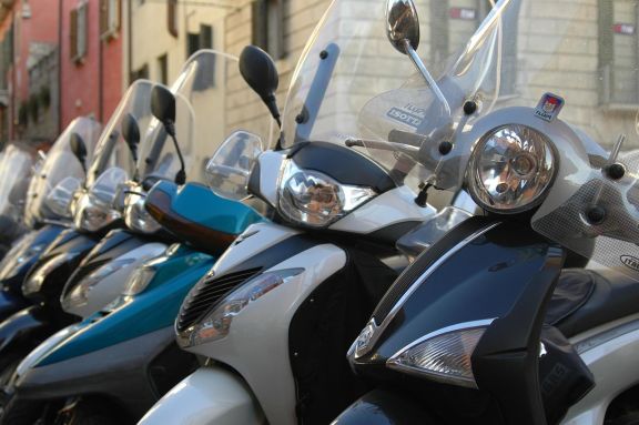 Cómo averiguar si un ciclomotor está dado de baja: guía paso a paso 