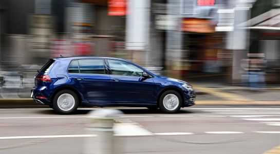 ¿Cuánto cuesta el seguro de un coche en España? (2025)