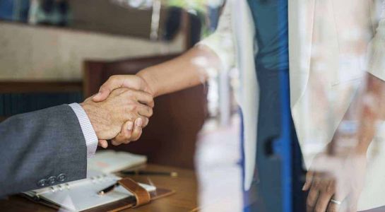 ¿Cuáles son los requisitos para ser un corredor de seguros?
