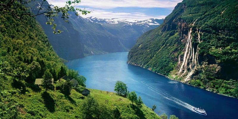 Fiordo Geiranger
